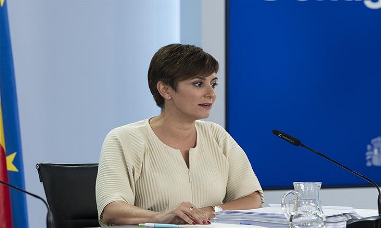 وزيرة السياسة الإقليمية - إيزابيل رودريغيز